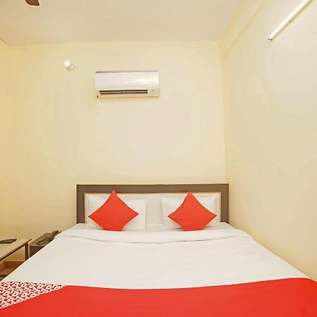 Hotel O Paras Guest House & Restaurant Haldwāni Екстериор снимка